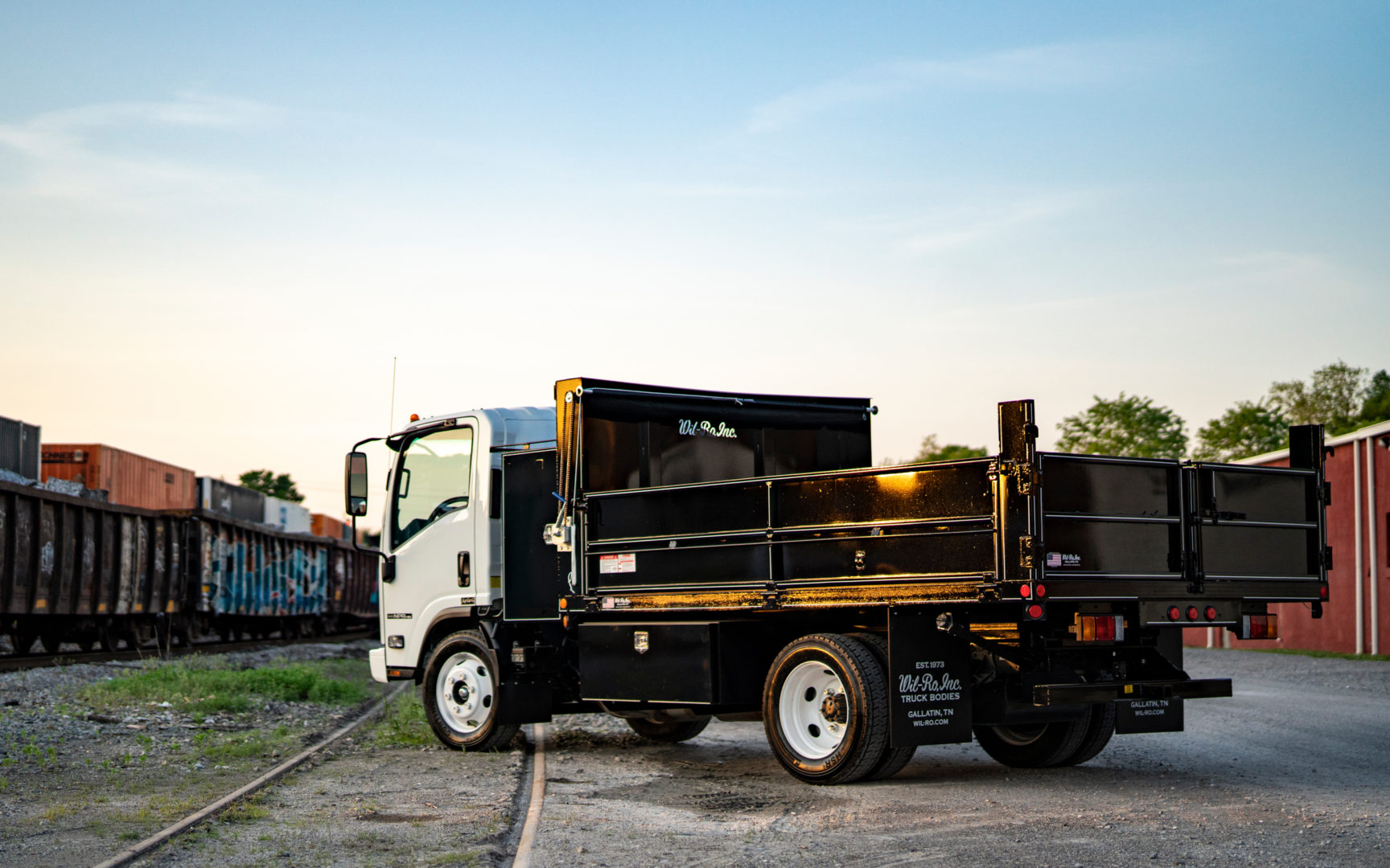 Landscape Dump Truck | Wil-Ro Truck Bodies